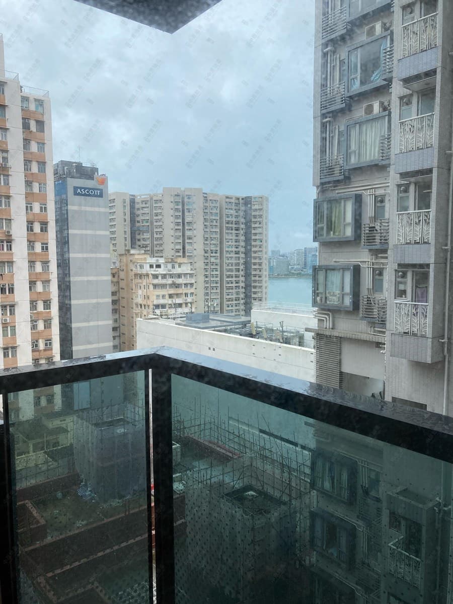 香港北角馬寶道3號君譽峰21字樓D室連露台 屋苑參考相片
